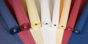 Papieren tafeldecoratie wit