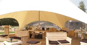 Steigerhouten meubilair